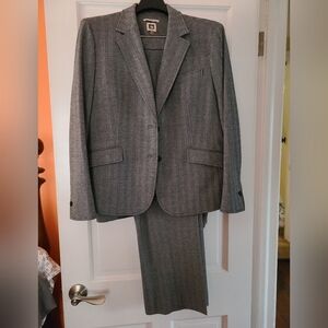 Anne Klein The Executive Collection Women's 3 piece suit